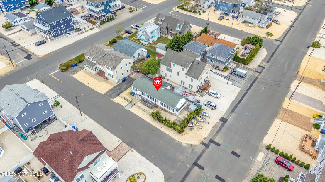 Photo of 202 5th Avenue