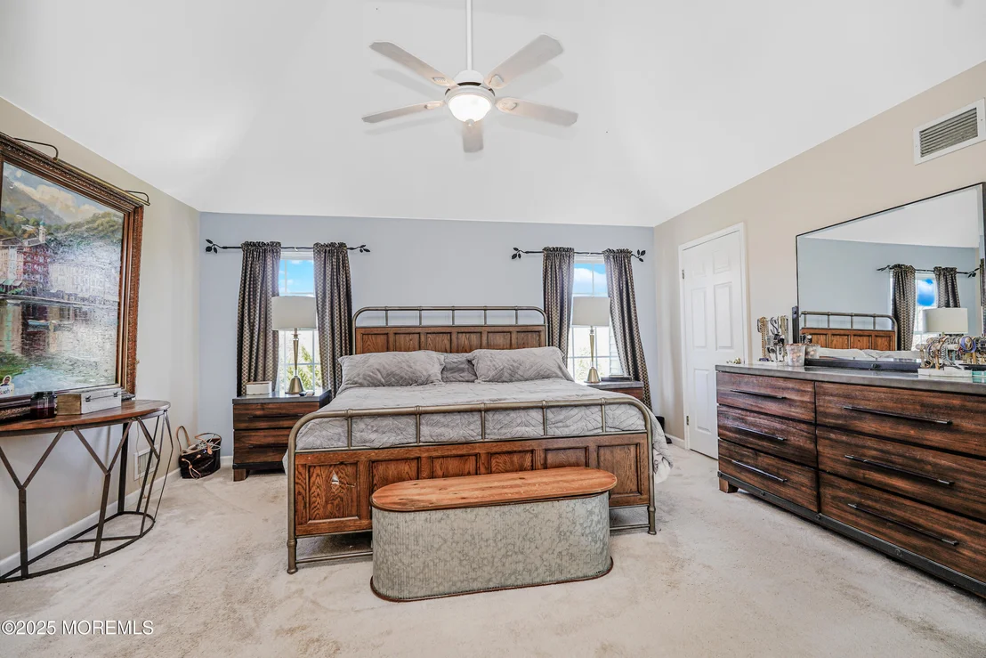 Photo of 1 Pondview Drive