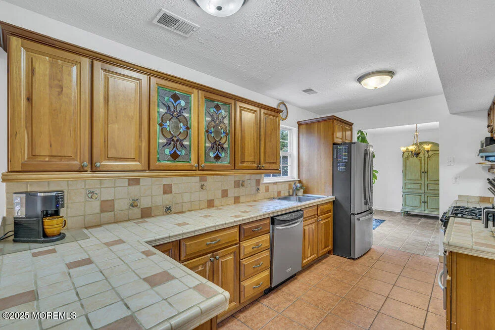 Photo of 810 Blenheim Drive