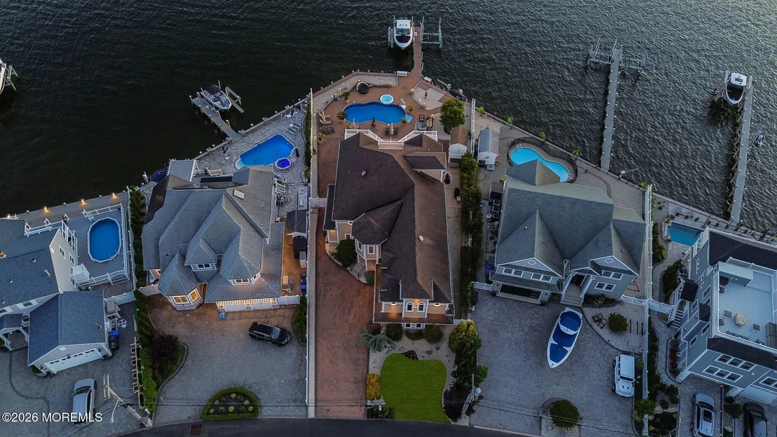Photo of 531 Bayview Drive
