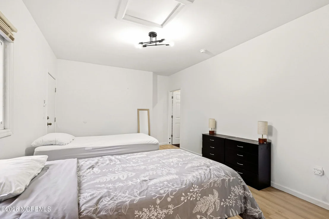 Photo of 1006 Amethyst Drive