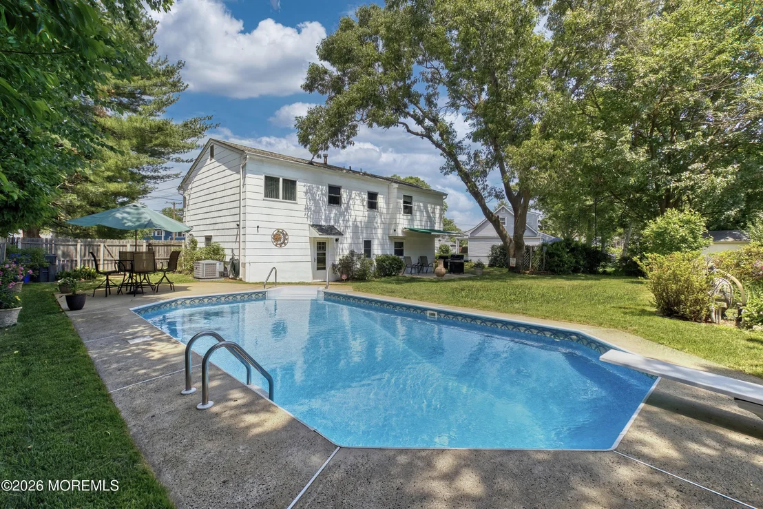 Photo of 111 Poplar Way