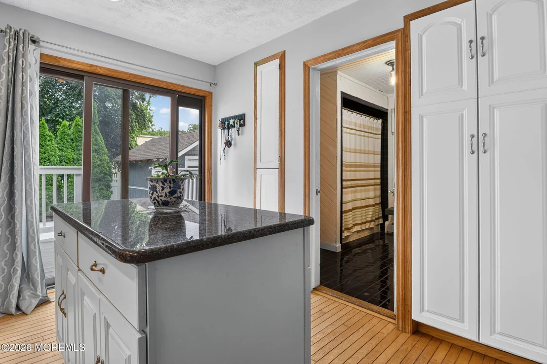 Photo of 210 Robbins Road