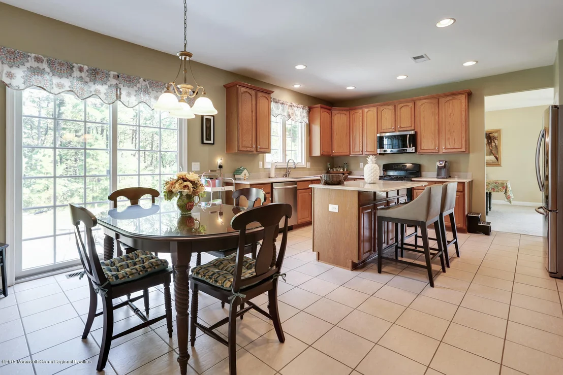 Photo of 122 Adams Way