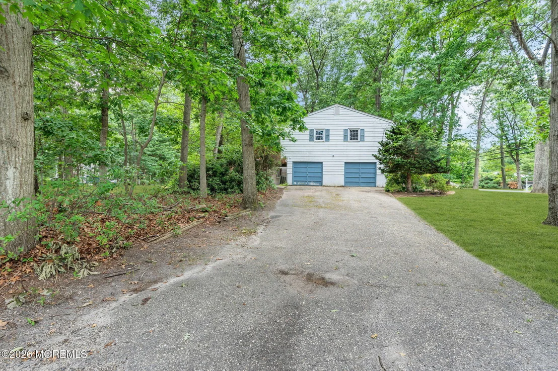 Photo of 114 Locust Avenue