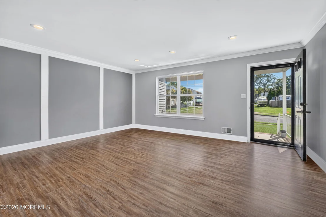 Photo of 370 Elm Lane