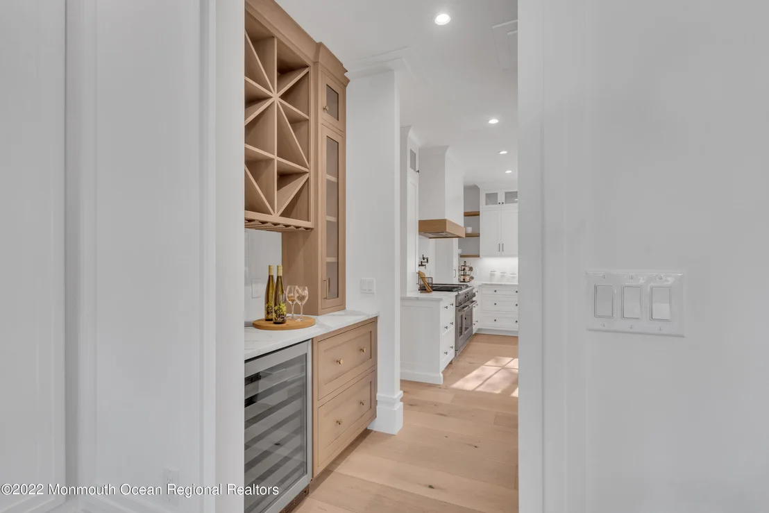 Photo of 376 Orenda Circle