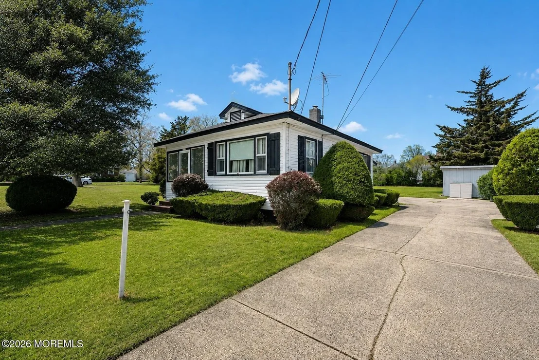 Photo of 570 Central Avenue