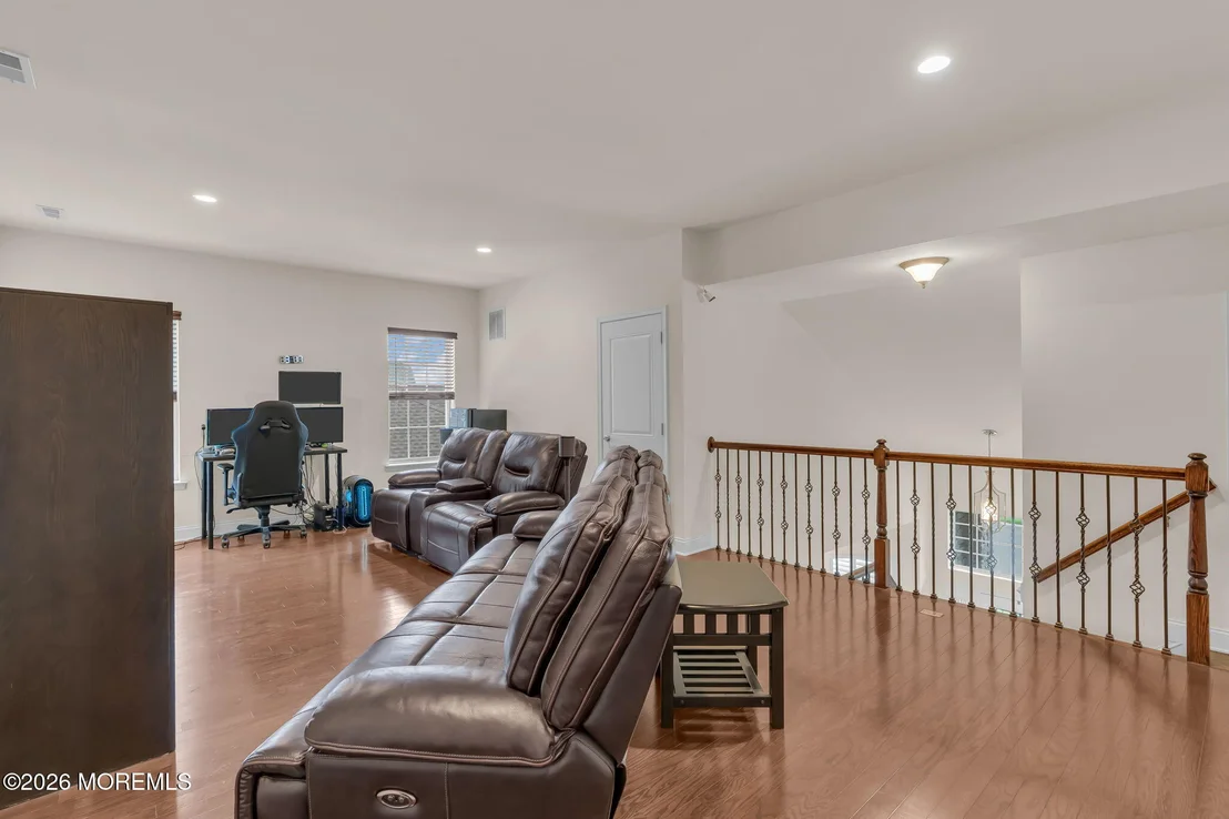 Photo of 185 Arborridge Drive