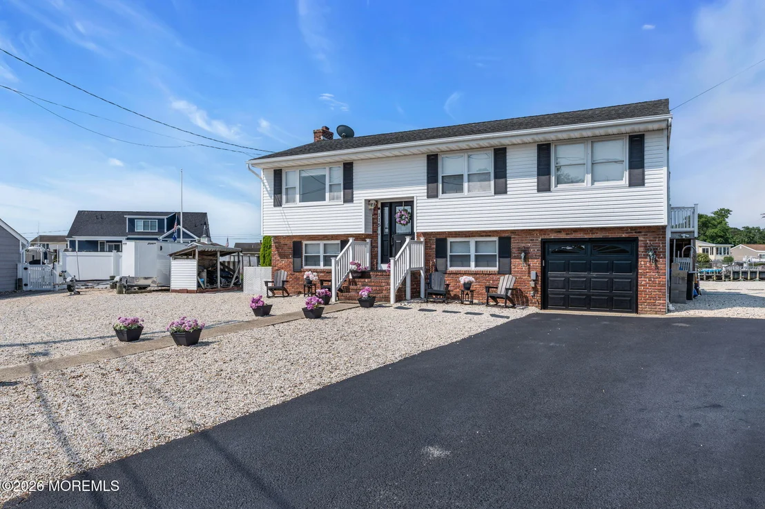 Photo of 115 Hatteras Road