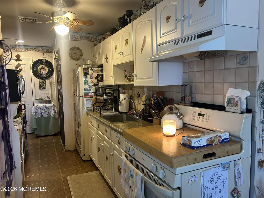 Photo of 128 Chamone Avenue