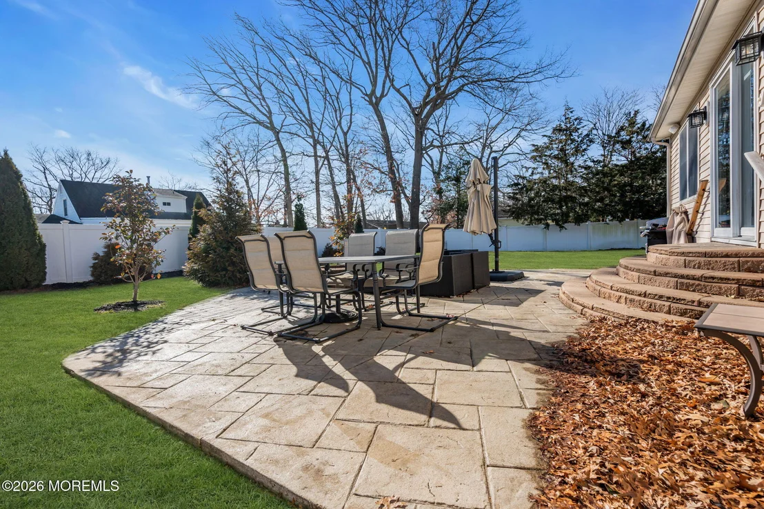 Photo of 15 Eagle Drive