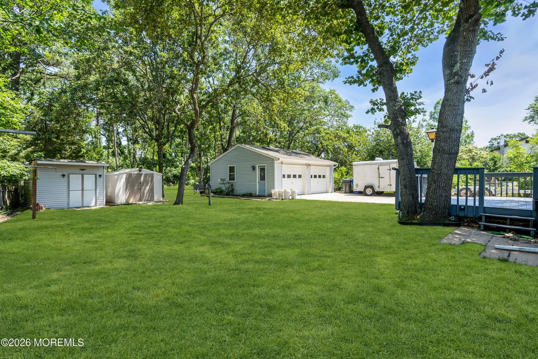 Photo of 416 Macarthur Drive
