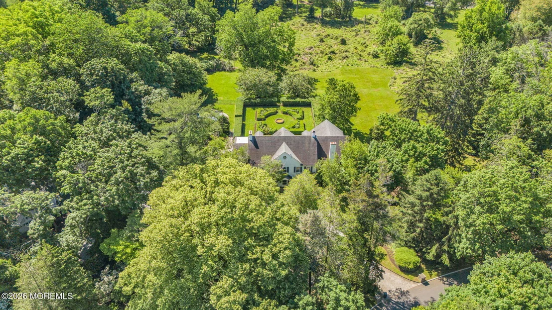Photo of 83 Ridge Road