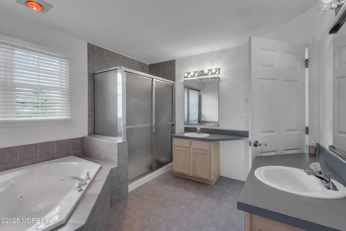 Photo of 1190 Barnacle Drive