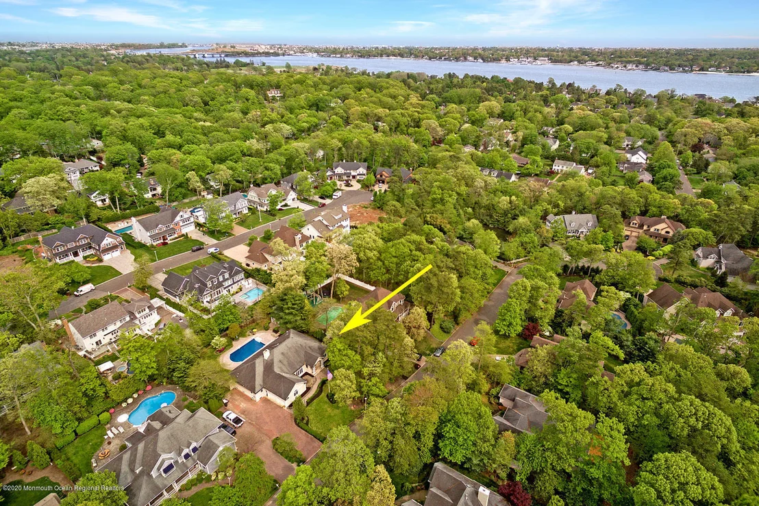 Photo of 9 S Tamarack Drive