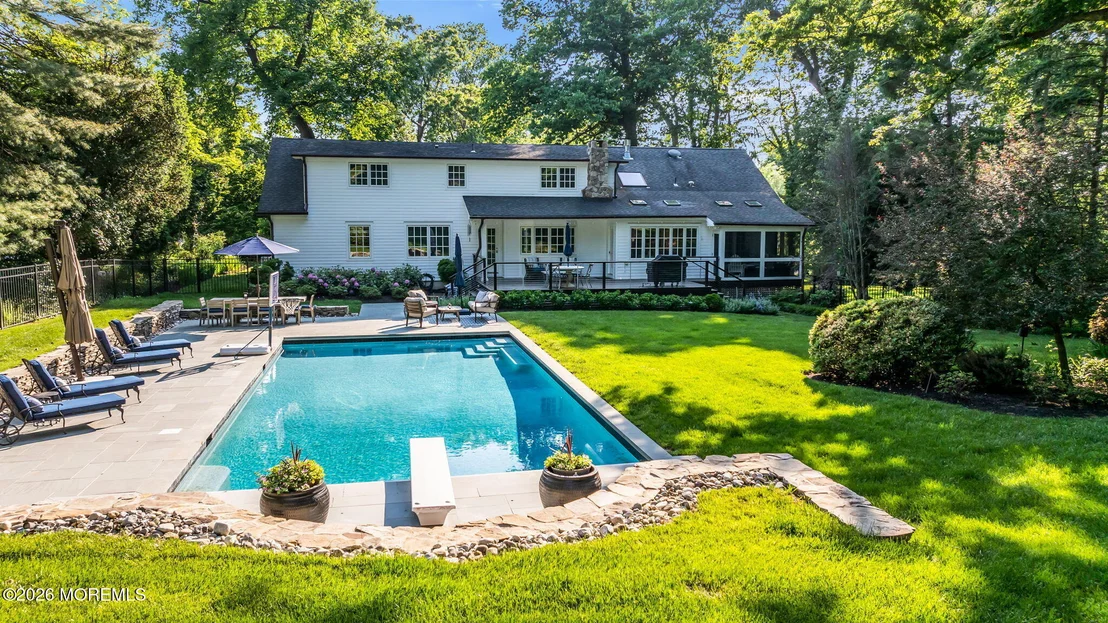 Photo of 15 Circle Drive