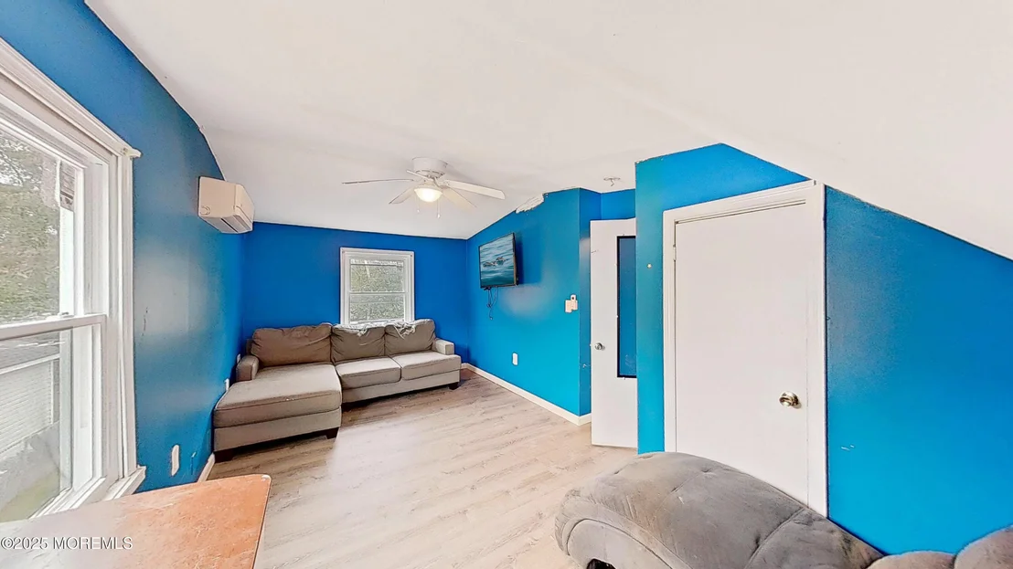 Photo of 224 Sunset Lane