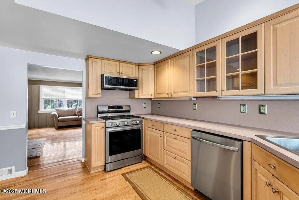 Photo of 150 Easy Street