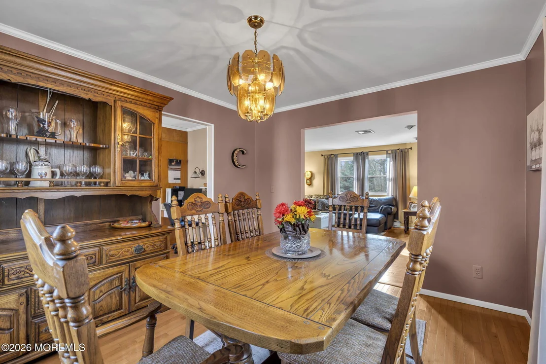 Photo of 301 Clearstream Road