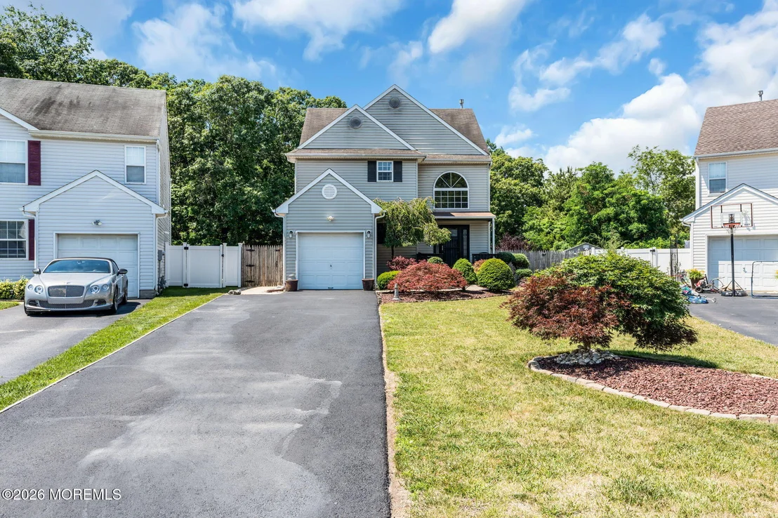 Photo of 124 Atrium Drive