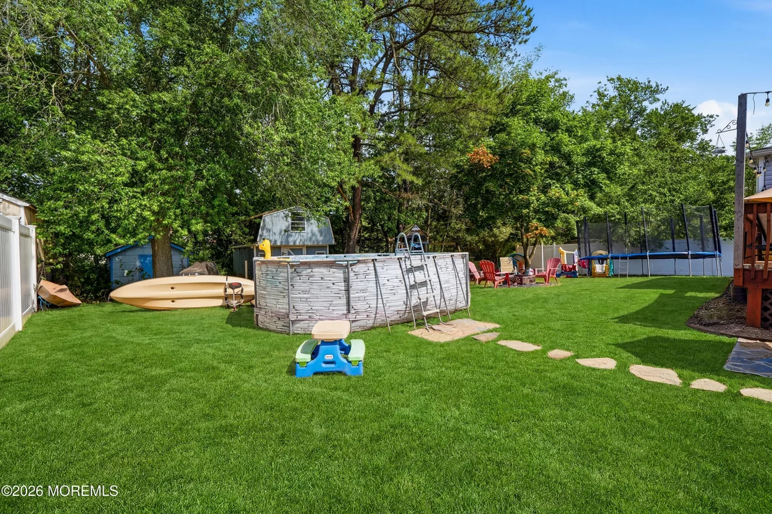 Photo of 1437 Jay Street