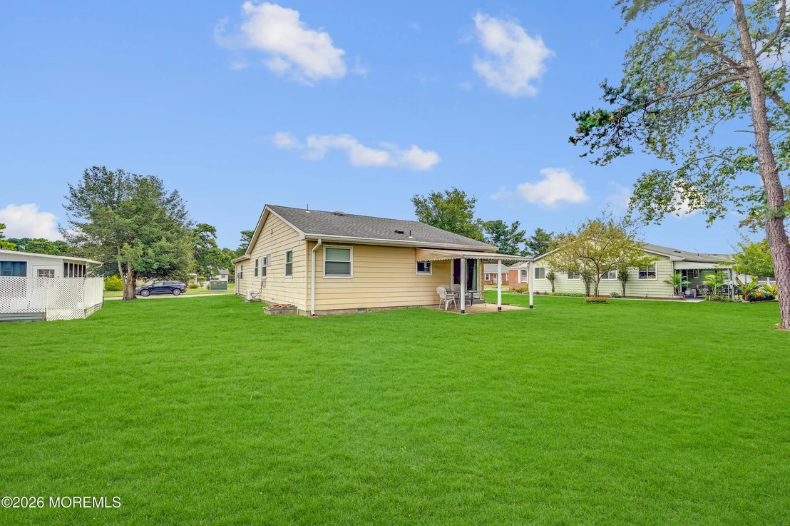 Photo of 21 Hudson Parkway