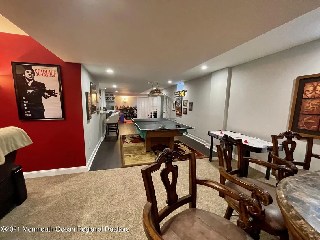 Photo of 607 Windcrest Court