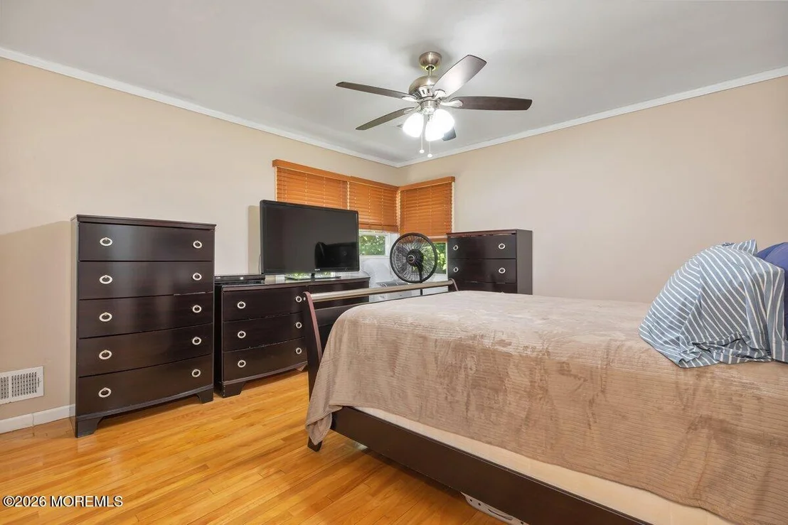 Photo of 5 Scholer Drive