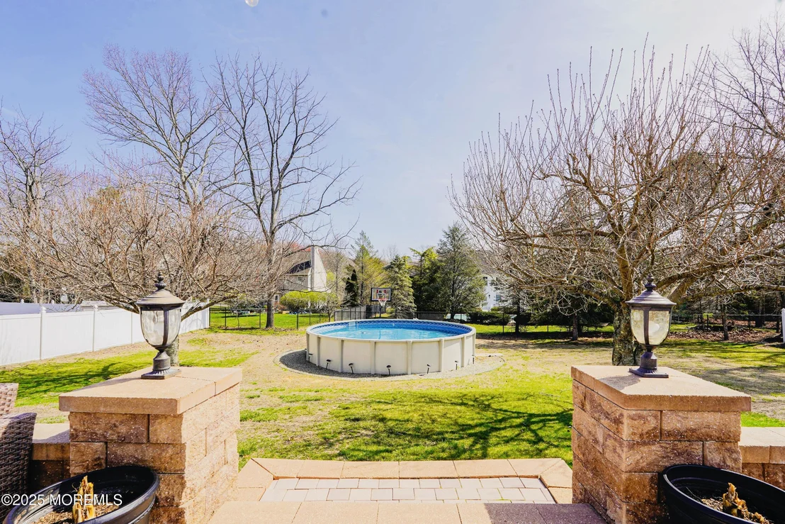 Photo of 19 Summerhill Avenue