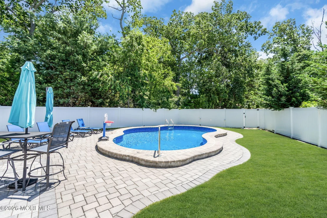 Photo of 2 Tom Gray Court