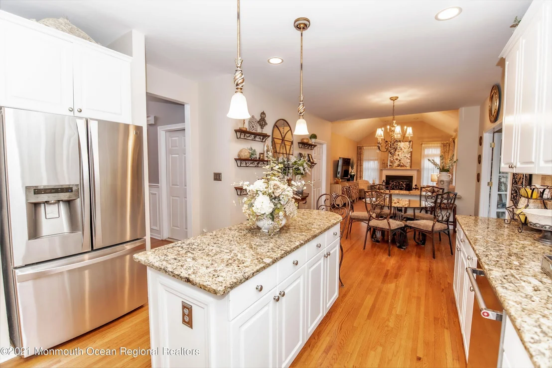Photo of 607 Windcrest Court
