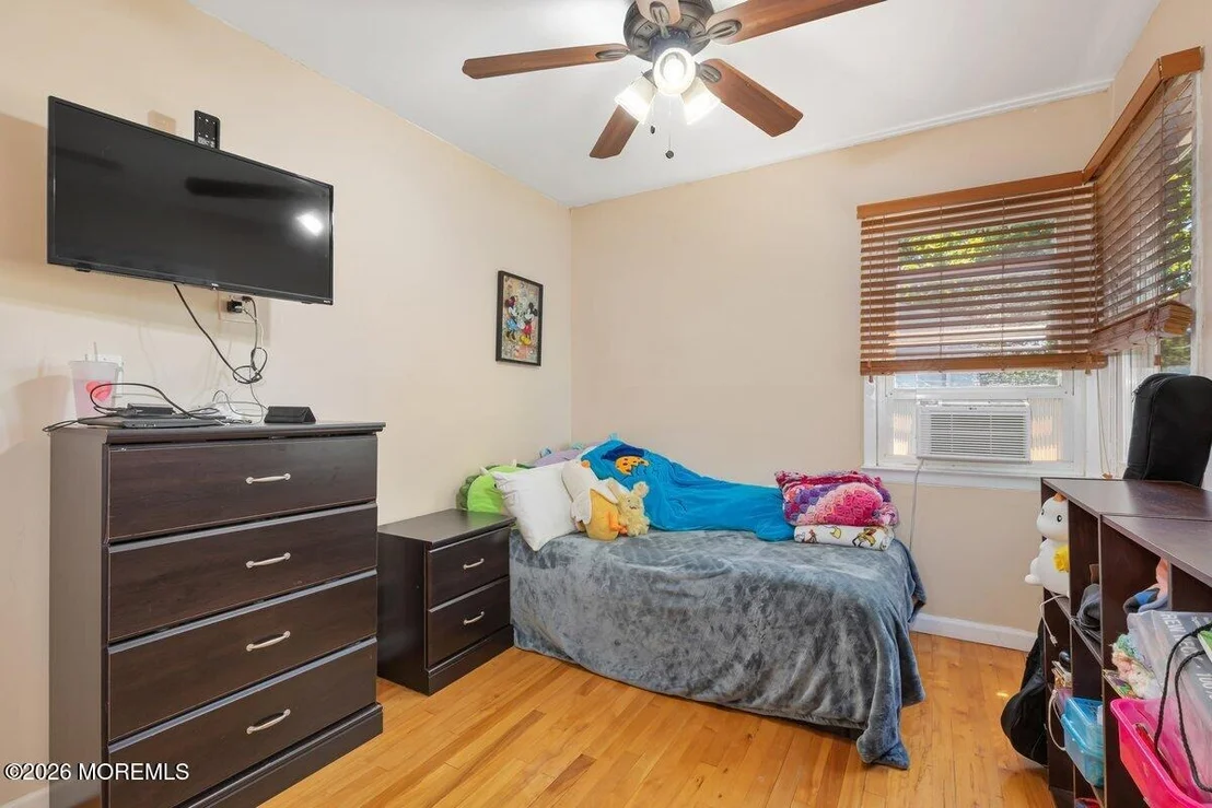 Photo of 5 Scholer Drive