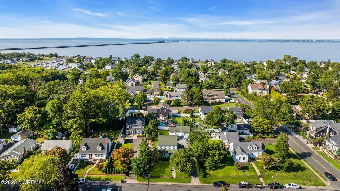 Photo of 39 Highland Avenue