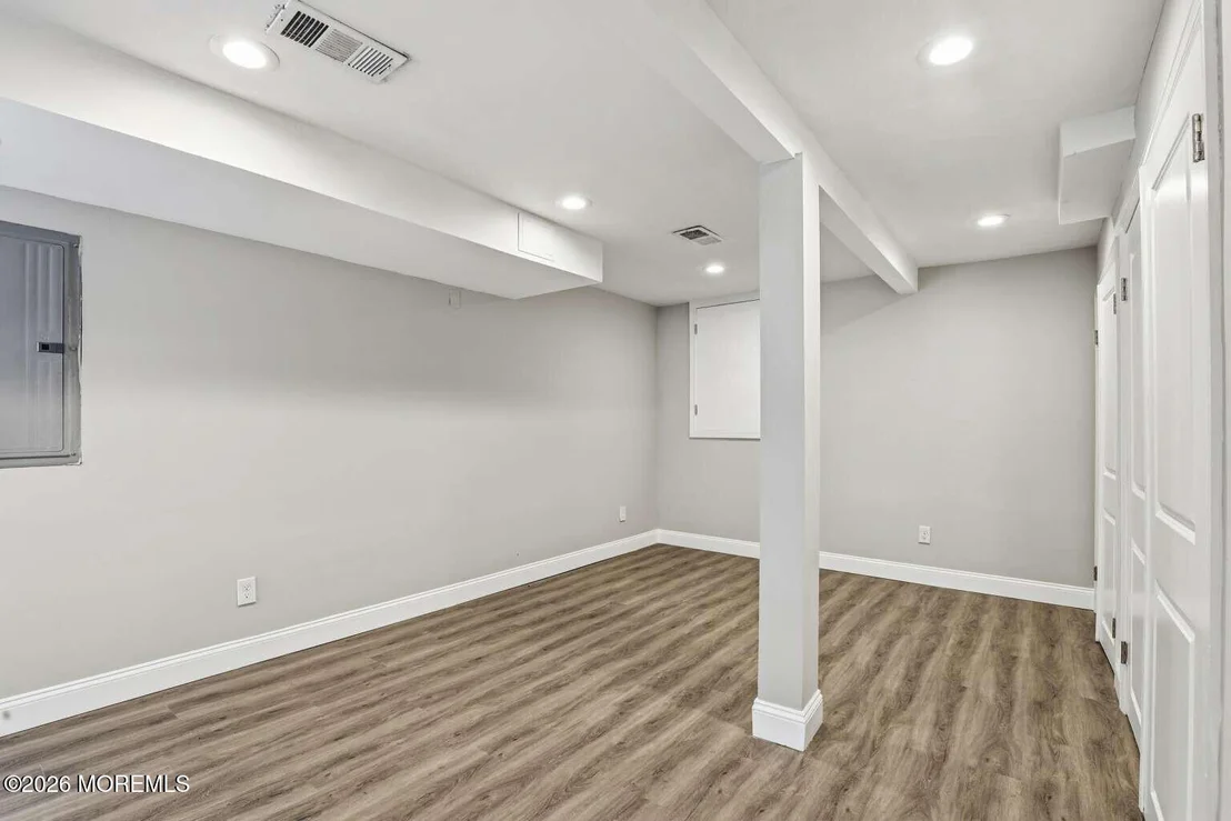 Photo of 8 Summit Road