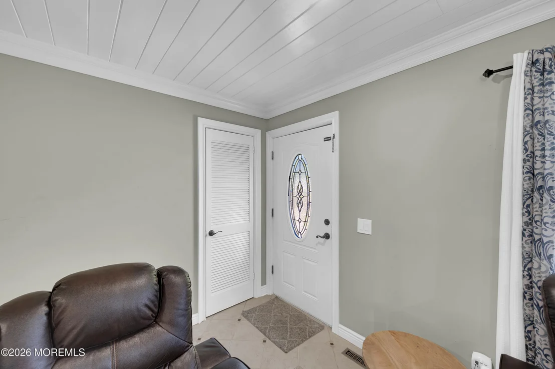 Photo of 609 Adamston Road