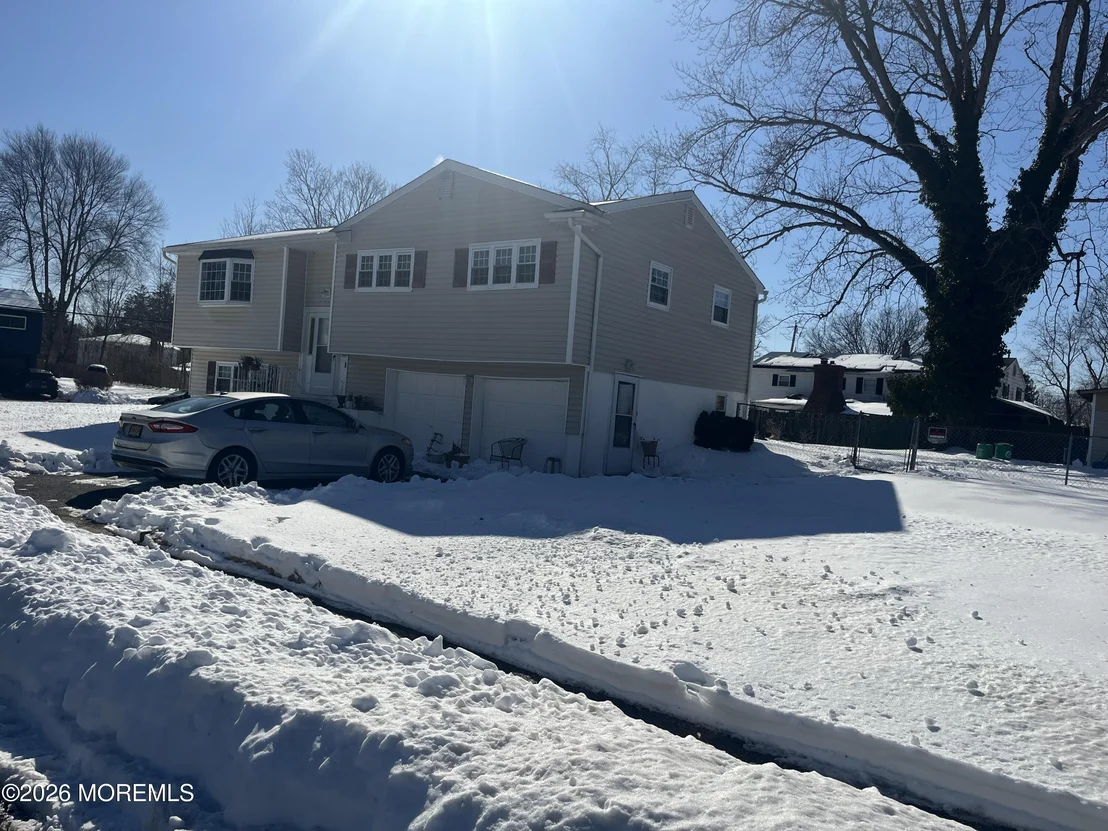 Photo of 715 John Terrace