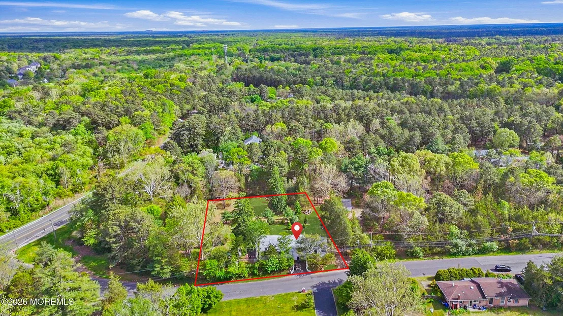 Photo of 563 Reed Road