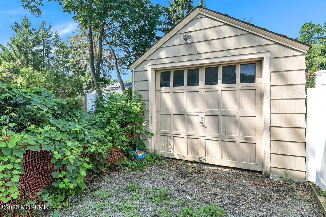 Photo of 184 Hance Road