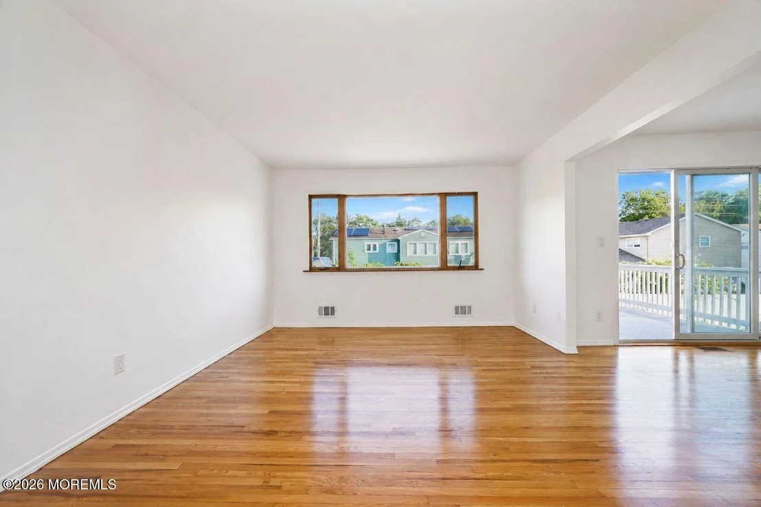 Photo of 6 Ennis Drive