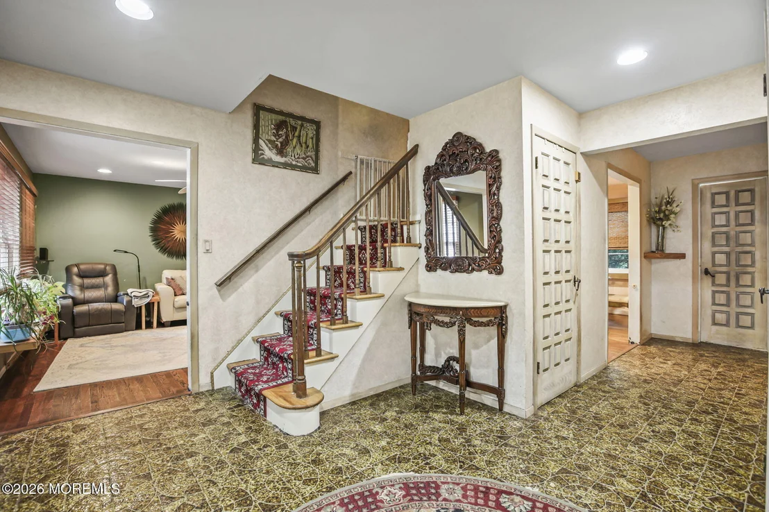 Photo of 5 Spencer Circle