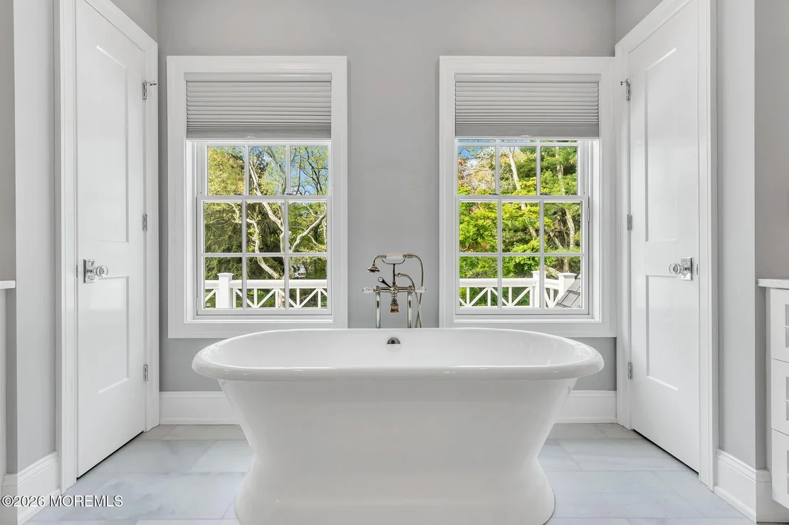 Photo of 13 Buttonwood Lane
