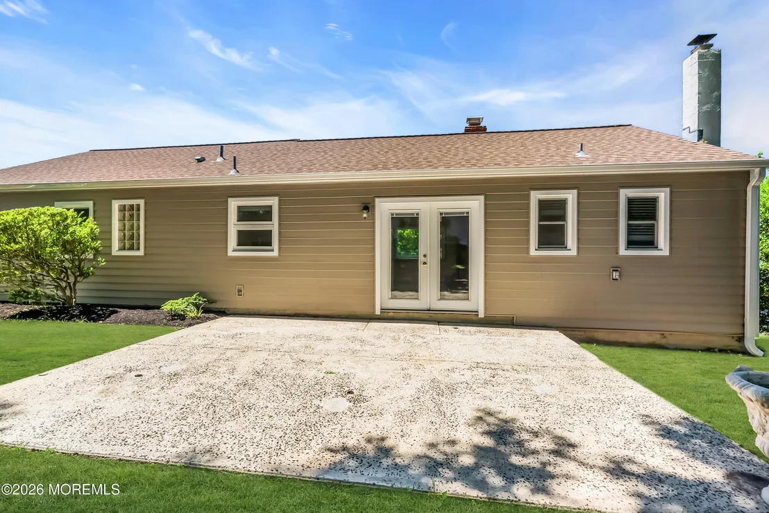 Photo of 2558 Stearns Drive