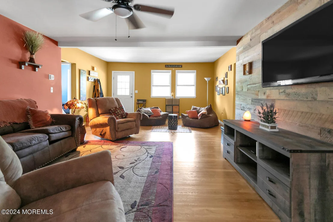 Photo of 63 Leonard Avenue