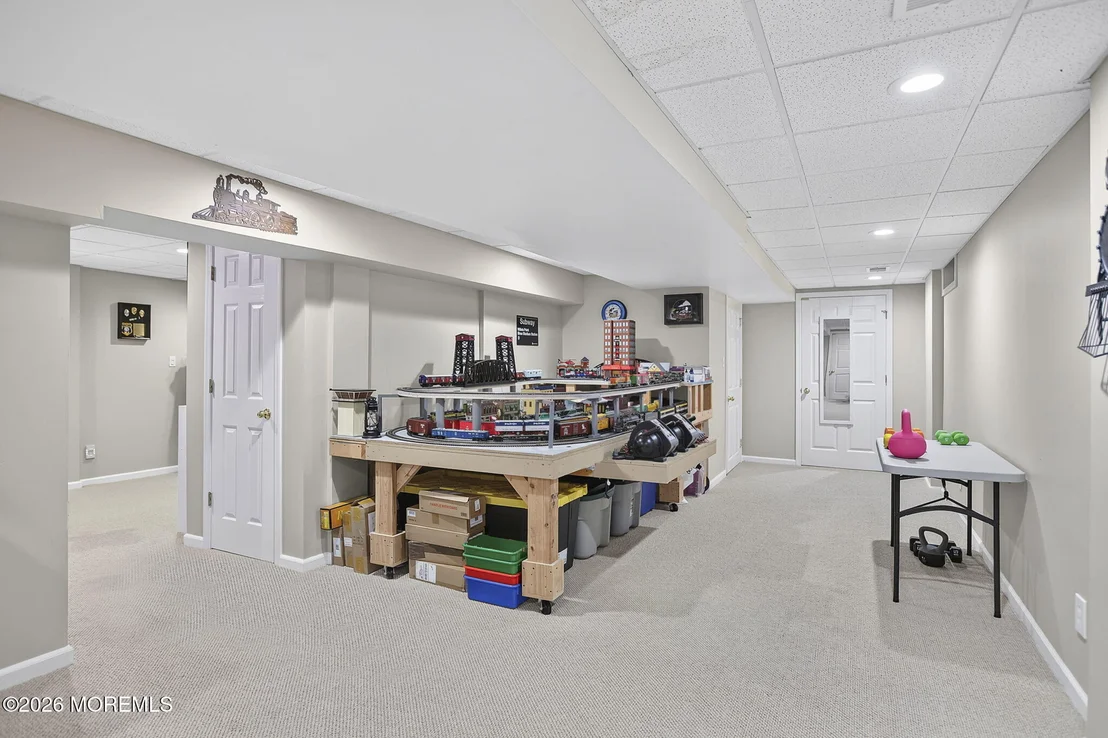 Photo of 452 Meadowood Road