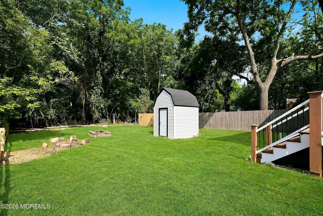 Photo of 164 Maple Avenue