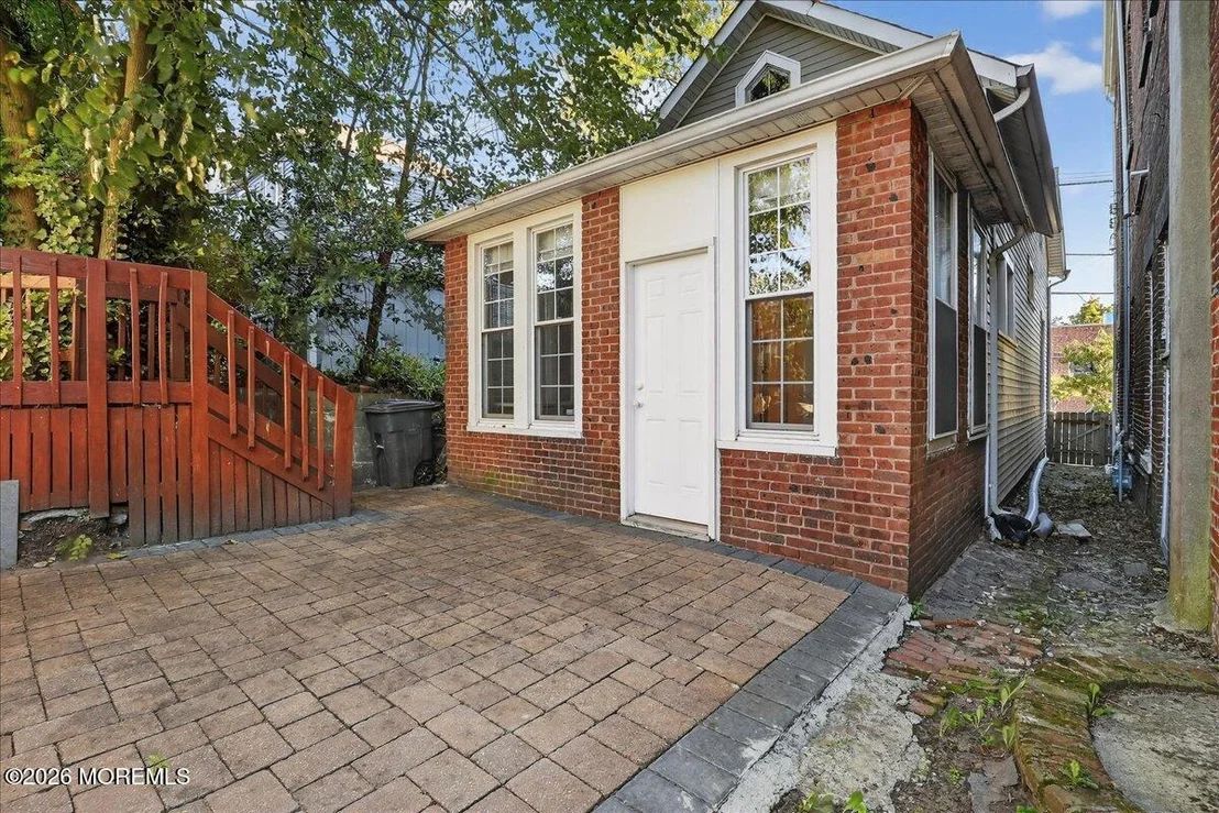 Photo of 55 E Front Street