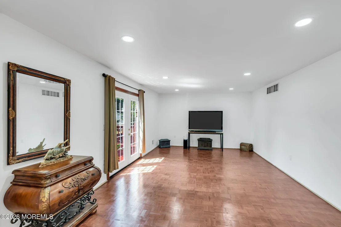 Photo of 8 Colleen Way
