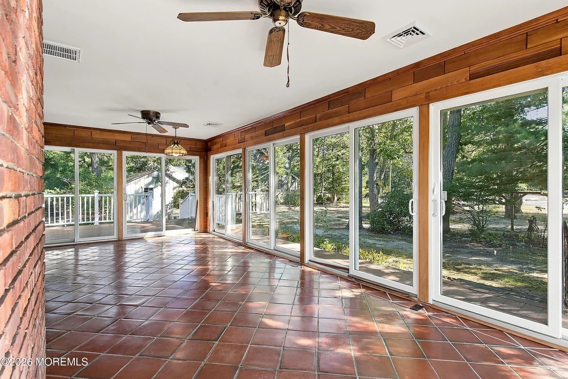 Photo of 706 Hillside Avenue