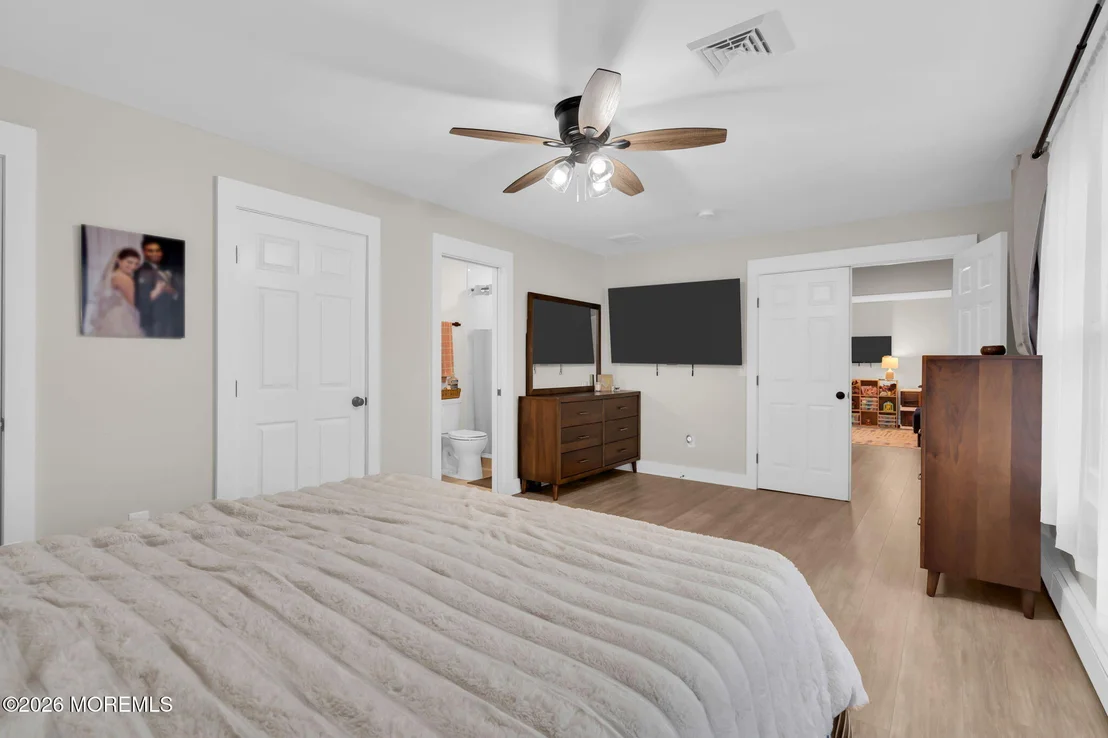 Photo of 300 Linden Avenue